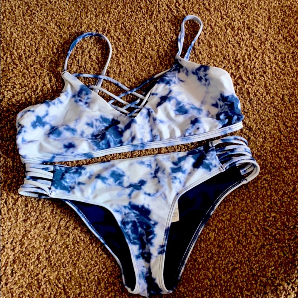 Bathing suit